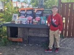 Igor, który na komunię zażyczył sobie karmę dla psów ze schroniska, jednogłośnie został okrzyknięty mianem bohatera