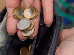 Zwrot podatku za 13. i 14. emeryturę. Kiedy pieniądze trafią na konta seniorów?