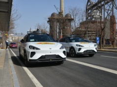 Uber chce wprowadzić robotaxi, rząd protestuje. Wiemy, co stoi na przeszkodzie