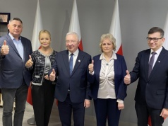 Politycy PiS apelują o głosy dla Karola  Nawrockiego
