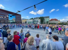 Wracają Wrocławskie Potańcówki. Sprawdź, kiedy i gdzie możesz potańczyć w plenerze.