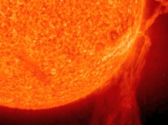 Nadciąga potężna burza słoneczna. NASA ostrzega przed blackoutem