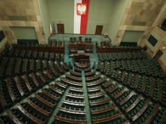 Sejm: aktor z popularnego serialu zaatakował posłów PiS. Usłyszał zarzuty