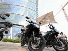 Czy motocykl można uruchamiać na bocznej podpórce? Wyjaśnienie inżyniera
