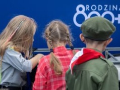 Przewrót w 800 plus. Tak ZUS sprawdzi, czy należą się pieniądze