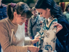 Tak niewidomi poznają teatr. „Wspaniała inicjatywa” (ZDJĘCIA)