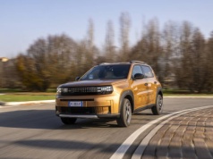 Nowy Fiat Grande Panda otrzyma manualną skrzynię biegów. Cena pójdzie w dół