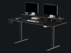 Biurka Ultradesk 1,4m z elektryczną regulacją i paskami LED RGB za 549 zł / Highlander z 1,6m za 499 zł