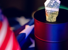 Rosną zapasy ropy naftowej w USA, ale rosną też ceny