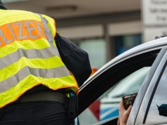 Niemcy ostrzegają przed tym, co dzieje się w Polsce. Boją się, że będzie jak u nas