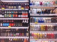 Ponad milion butelek i puszek dziennie. To zastępuje Polakom alkohol
