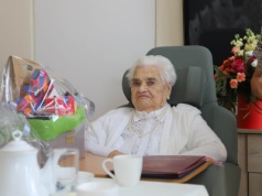 Wyjątkowy jubileusz mieszkanki Gorzowa. Pani Marianna świętowała 100 urodziny