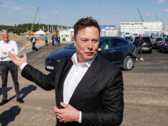 Musk deklaruje wierność Tesli na najbliższe 5 lat. “Chyba, że umrę”