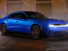 Elektryczny Charger się nie sprzedaje. Tymczasem Stellantis: Oto nowy Dodge Charger Daytona z blisko 700 KM
