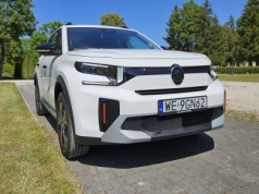 Stellantis zwiększa swój udział w rynku i zbiera ponad 1 mln zamówień