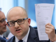 Posłowie PiS zaatakowani w Sejmie. Matecki zdradza kulisy
