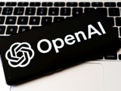 Sztuczna inteligencja z ludzką twarzą. OpenAI zatrudnia legendarnego projektanta