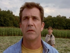 Pamiętasz film Znaki z Melem Gibsonem? Sprawdź, jak dobrze!