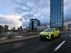 Tani elektryk od BYD już na polskim rynku. Byliśmy na premierze modelu DOLPHIN SURF