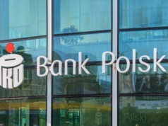 Pilny komunikat PKO BP. Polacy masowo dostają takie wiadomości, lepiej na nie uważać