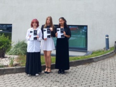 Licealistki z III LO z sukcesami w etapie wojewódzkim 70. Ogólnopolskiego Konkursu Recytatorskiego
