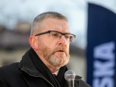 Ułaskawienie za poparcie? Braun twierdzi, że 