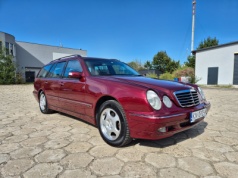 Mercedes E 320 T 4Matic S210 2001 – 32000 PLN – Nowy Sącz