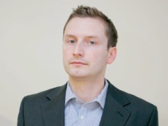 Korekta na giełdzie w Warszawie łatwo nie odpuszcza