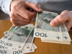 1 czerwca koniec 800 plus na obecnych zasadach. Duża grupa wykluczona ze świadczenia