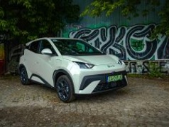 BYD Dolphin Surf Comfort: mały, miejski sportowiec, który lubi się zabawić