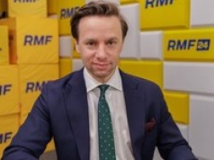 Bosak: Nawrocki w wielu sprawach zdystansował się od Kaczyńskiego i Morawieckiego