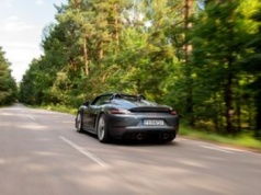 To już jest koniec. Spalinowe Porsche 718 niebawem zniknie z rynku