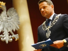 Kandydat na prezydenta Rafał Trzaskowski jest poliglotą. Nie zgadniecie, ile zna języków