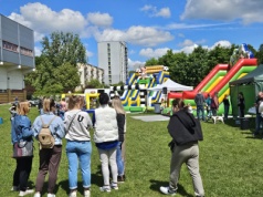Piknik z okazji Dnia Rodzicielstwa Zastępczego w parku Baden-Powella. “Co roku jest tu pięknie i kolorowo”