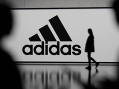 Adidas pada ofiarą wycieku danych. Firma walczy i jednocześnie uspokaja