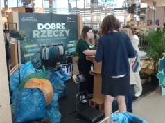 Torunianie chcą dać drugie życie swoim ubraniom. Trwa akcja „Dobre Rzeczy” w Galerii Copernicus