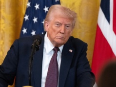 Media z niepokojem o relacjach Trumpa z Putinem. W Rosji zacierają ręce