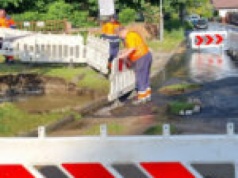 Poważna awaria wodociągu w Zielonej Górze. „Nie jesteśmy w stanie określić czasu” (ZDJĘCIA)