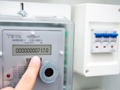 Długość dźwięku elektryczności. Czy można słyszeć prąd?