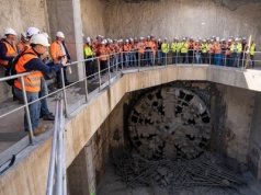 Metro na Bemowie. Tunele gotowe. Kolejne etapy – tory i perony
