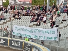 Żużel. Madsen przywitany przez Włókniarza! Gwizdy, bluzgi i ostry transparent! (WIDEO)