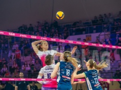 Hala szykowana pod telewizję [ Wiadomości ]