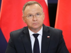 Duda zaniepokojony. Uważa, że Polska traci inwestycje, a przemysł się cofa