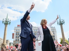Histeria Tuska i infantylizm Trzaskowskiego
