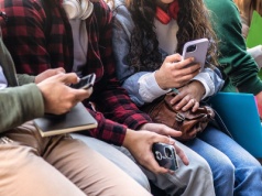TikTok jak alkohol i papierosy. Są o krok od wdrożenia ostrego prawa