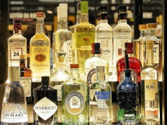 Wódka, wino, whisky i inne alkohole dostępne na Allegro