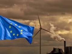 W Polsce spadły emisje CO2. Ale w niektórych sektorach przemysłu mamy niespodzianki