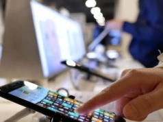 Rynek smartfonów w Europie spadł po raz pierwszy od 4 kwartałów