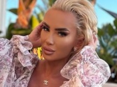 Co za podobieństwo! Izabela Macudzińska zapozowała z matką. Są jak siostry