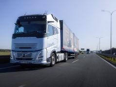 Volvo For Safety: Konwój bezpieczeństwa będzie jeździć po Polsce